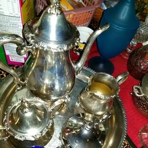 WM Rogers silver set